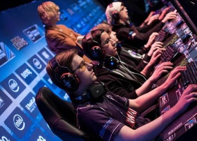 经济与文化 经济与文化