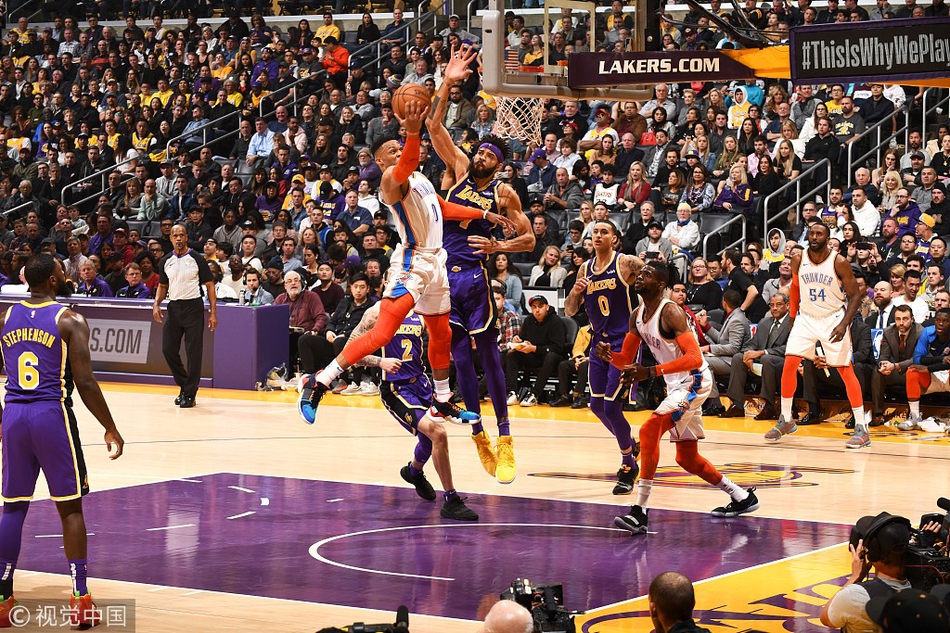 明星与故事 明星与故事