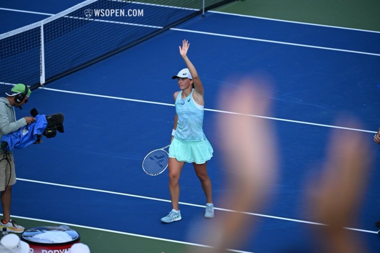 全球转播与 全球转播与